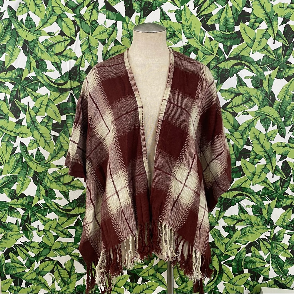 Hollister Blanket Print Open Front Shawl 304